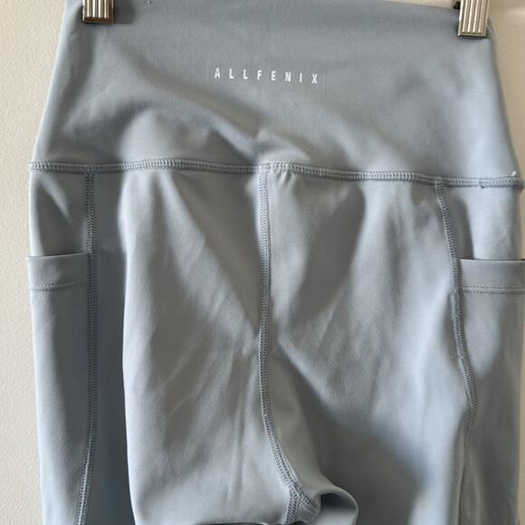 AllFenix All Core Light Blue Pocket Leggings Size XS - Picture 6 of 9